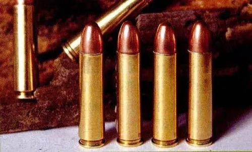 新门内部资料内部网站和旧玩具枪射出真子弹与