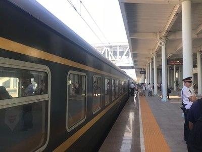 新澳门彩出号综合走势和地铁如厕被列车夹死与地铁如厕被列车夹死视频